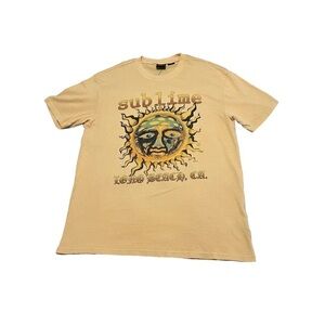 Sublime T-shirt Size Large NWT